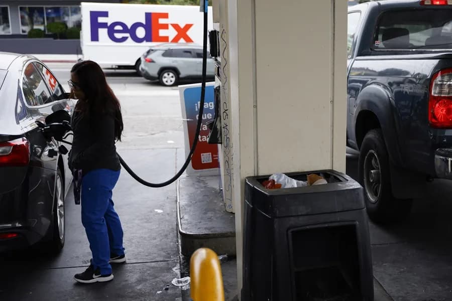 Georgia: Precios de gasolina subirán tras fin de subsidio
